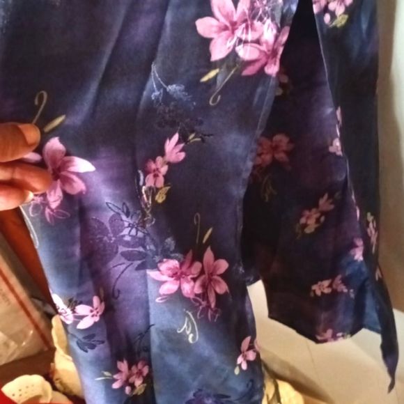 Valerie Stevens Full Length Purple Floral Print Kimono Robe with pockets… - Picture 3 of 7